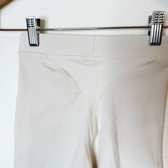 Vanquish Fitness Ivory Enhance Nude Biker Shorts Size XS - Picture 5 of 6